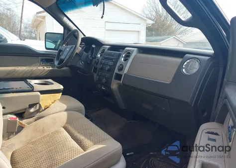 2010 Ford F-150 Xl/Xlt z USA, uszkodzony, nr VIN 1FTEW1E83AFC36746